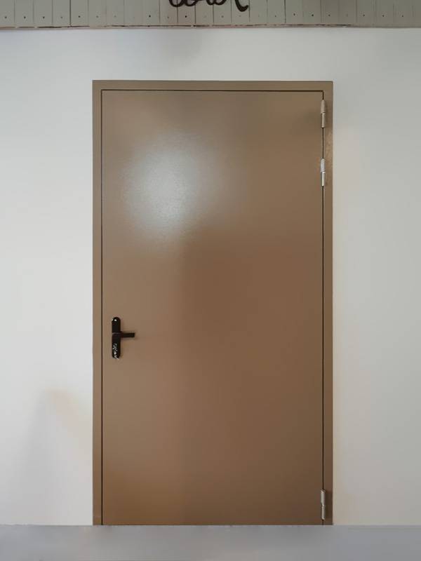 Дверь для кофейни (ул. 1-я Тверская-Ямская) Дверь для кофейни (ул. 1-я Тверская-Ямская)