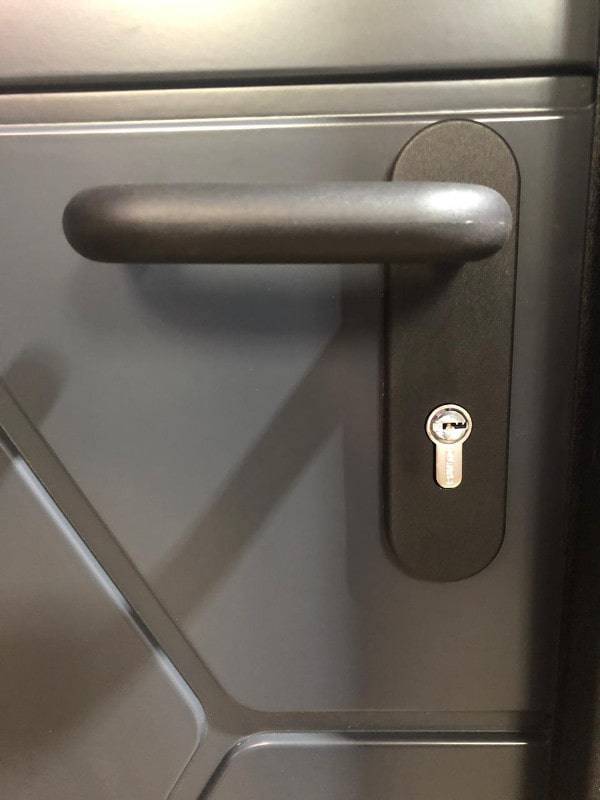 Замок изнутри Замок изнутри